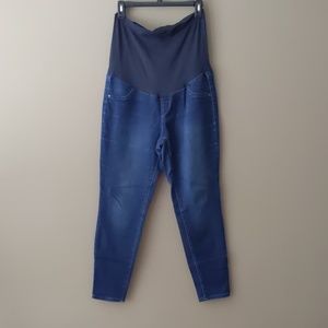 Maternity jeans